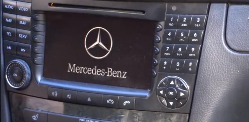 Hướng dẫn chi tiết cách đổi logo Radio trên xe Mercedes